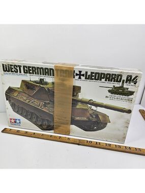 SEALED Tamiya West German Leopard A4 Tank 1/35 Model Kit No.112 3612 Tape On Box